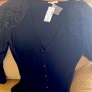 Established 1962
Size medium 
Color black